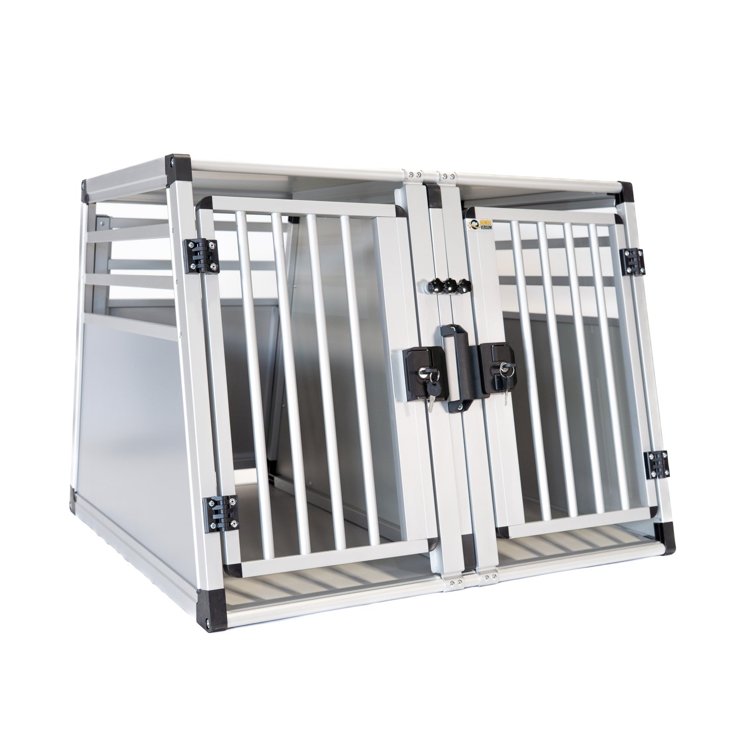 Hundebox_Doppelbox_Plus__Ansicht_von_Vorne_schraeg_links