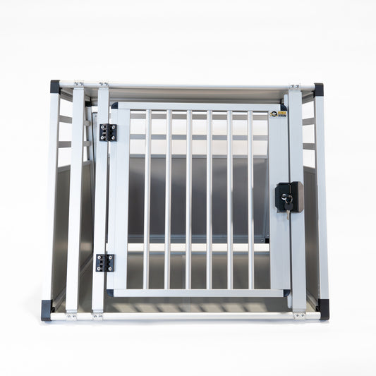 Hundebox_Einzelbox_Plus_Ansicht_schraeg_von_vorne